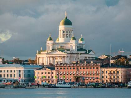Finlandia, ora parte test: uomini e donne insieme in caserma